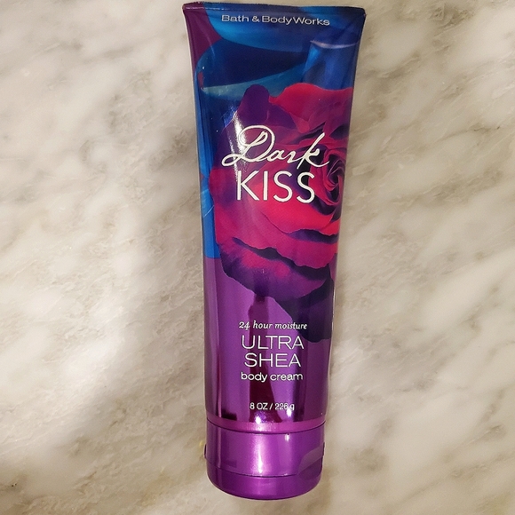 Bath & Body Works Bath & Body Bath Body Works Dark Kiss Ultra Shea